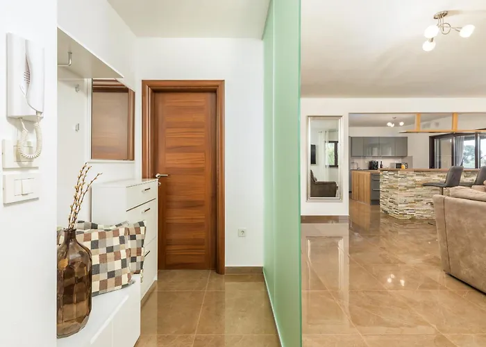 Villa Miromar App Pula