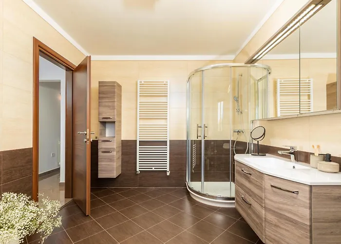 Miromar App Willa Pula