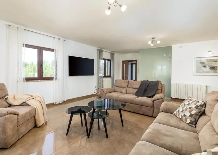 Miromar App Вілла *