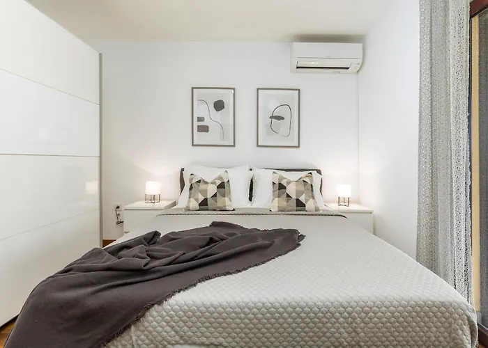 Miromar App Пула