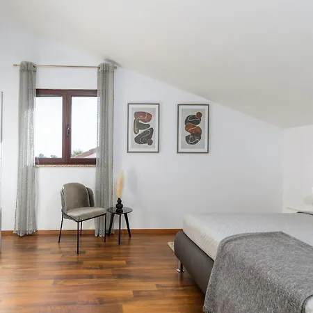 Villa Miromar App Pula